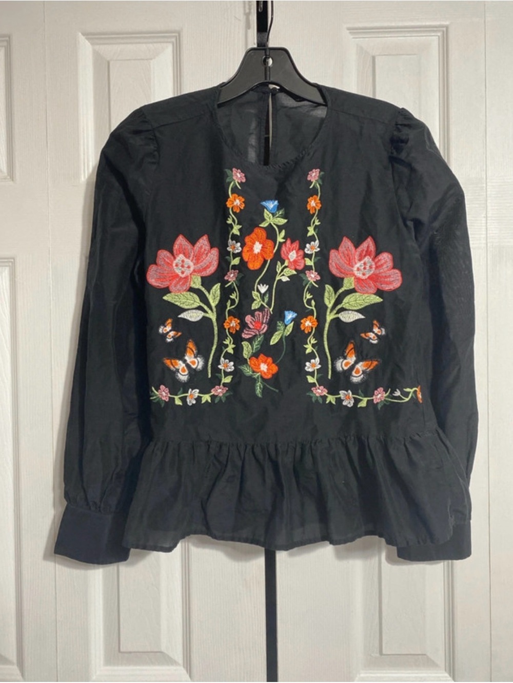 Zara black peplum blouse floral & butterfly embroidery top shirt blouse size XS